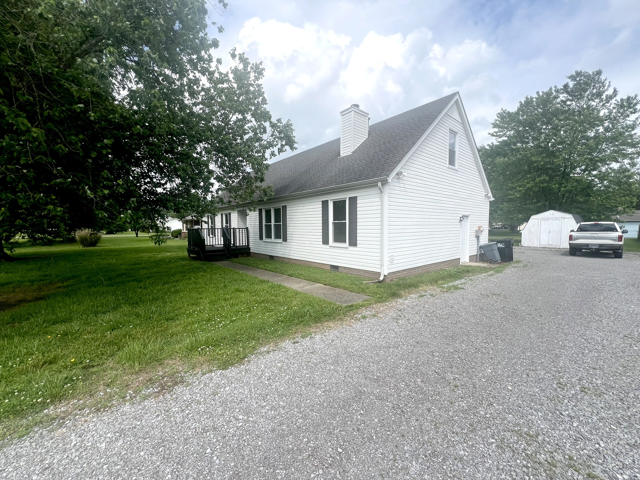 811 Rucker Lane Murfreesboro, TN 37128 - Photo 3 of 24 Gallery Image 3