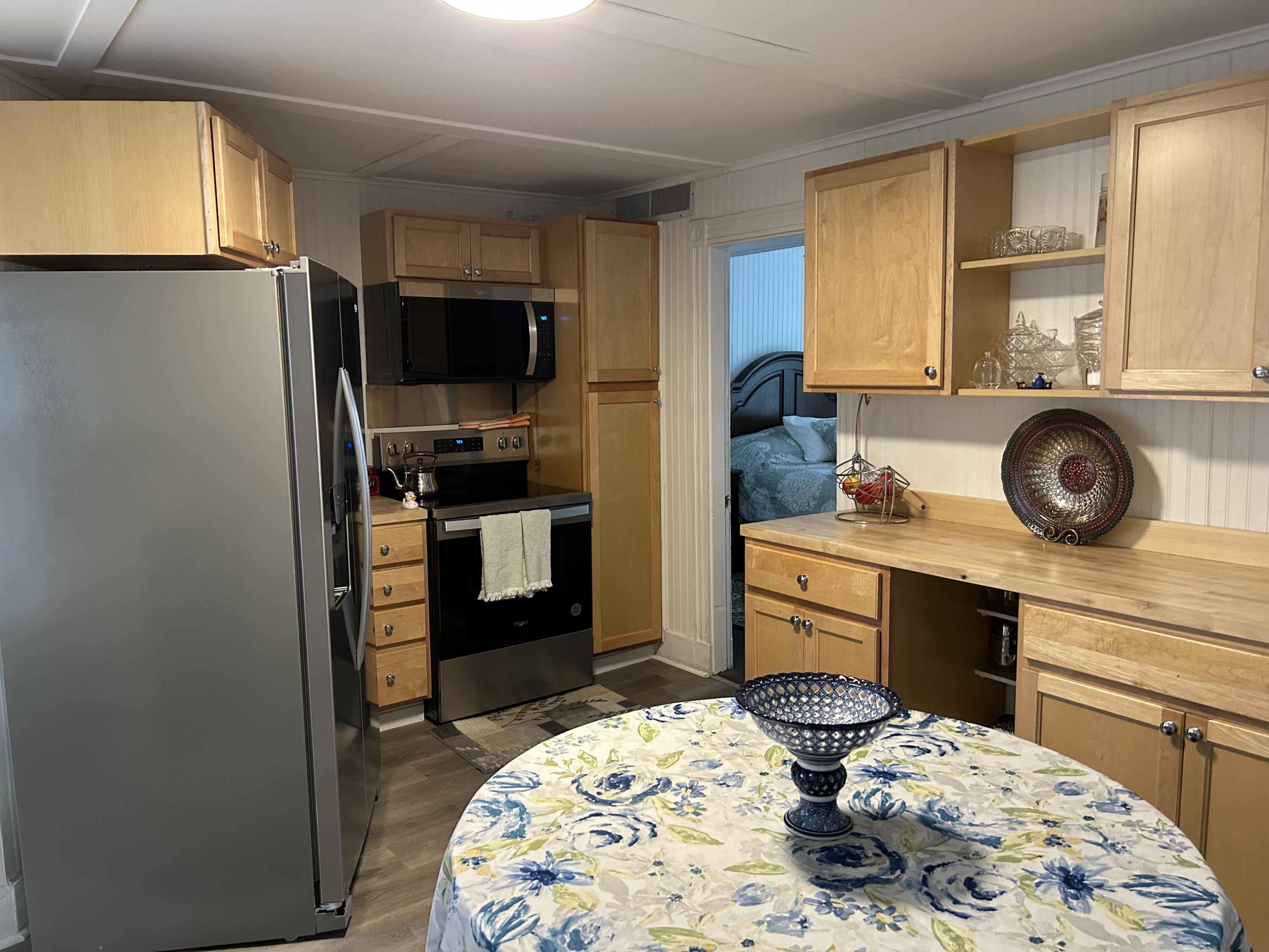 40 Silvermount Street Waterville, ME 04901 - Photo 2 of 27 IMG_7498