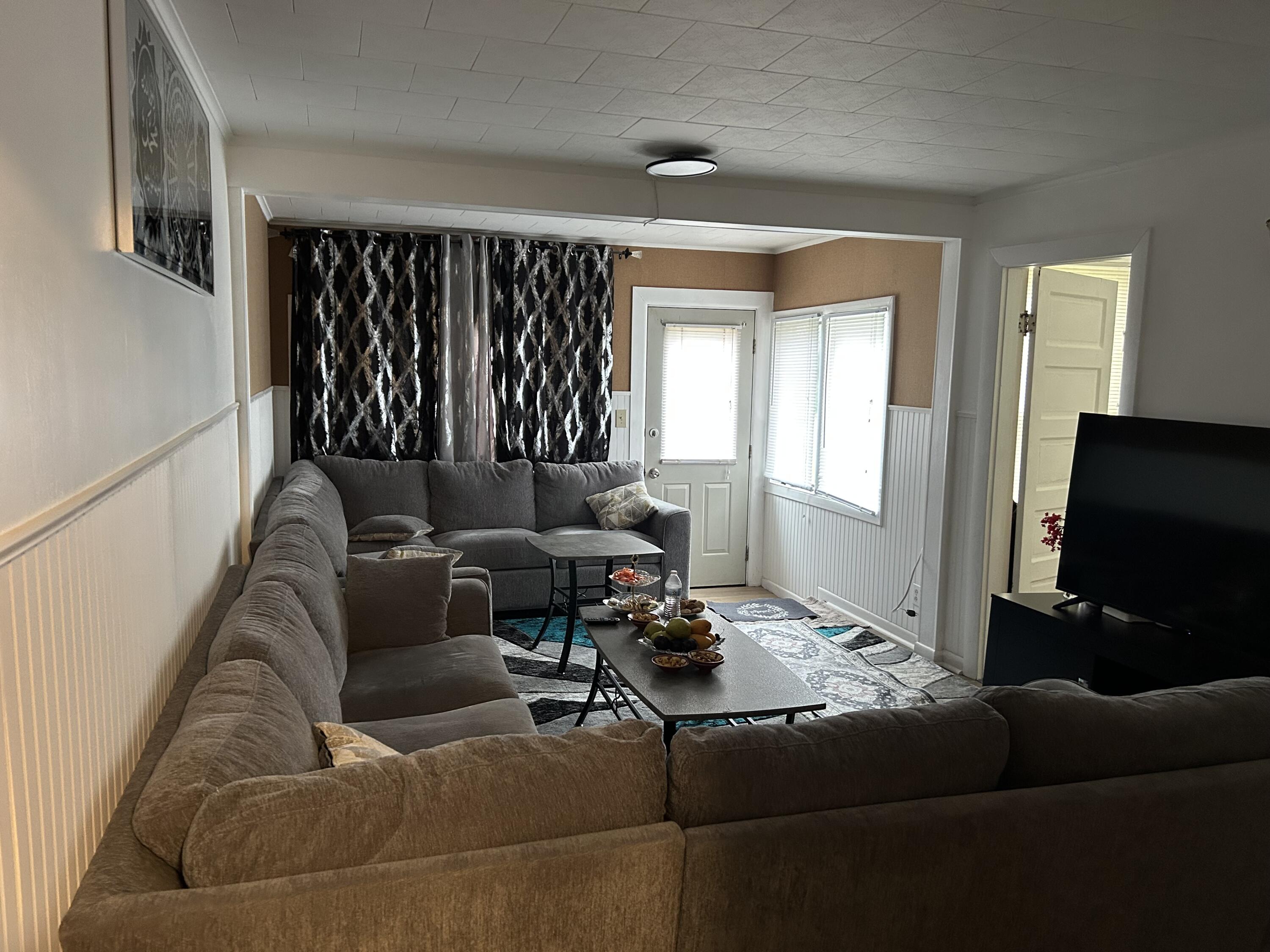 40 Silvermount Street Waterville, ME 04901 - Photo 6 of 27 IMG_7493