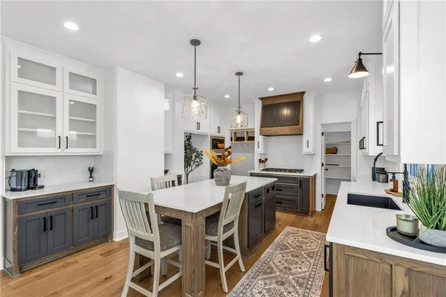 $578,900 | 2004 Owen Drive, Pleasant Hill, MO 64080