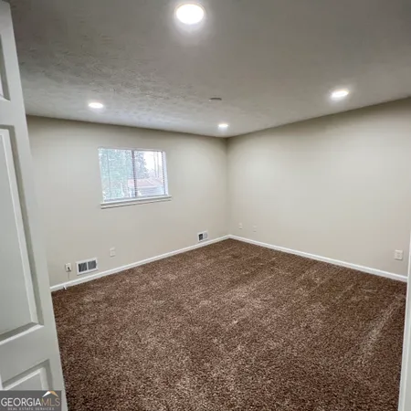 $1,950 | 9028 Raven Drive, Jonesboro, GA 30238