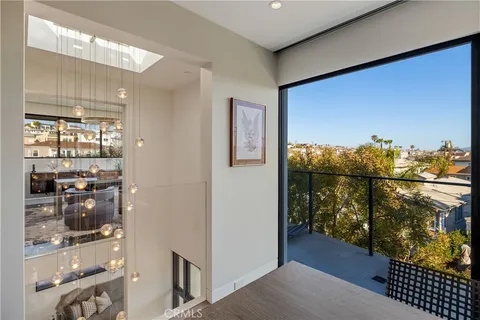 $14,850,000 | 41 21st Street, Hermosa Beach, CA 90254