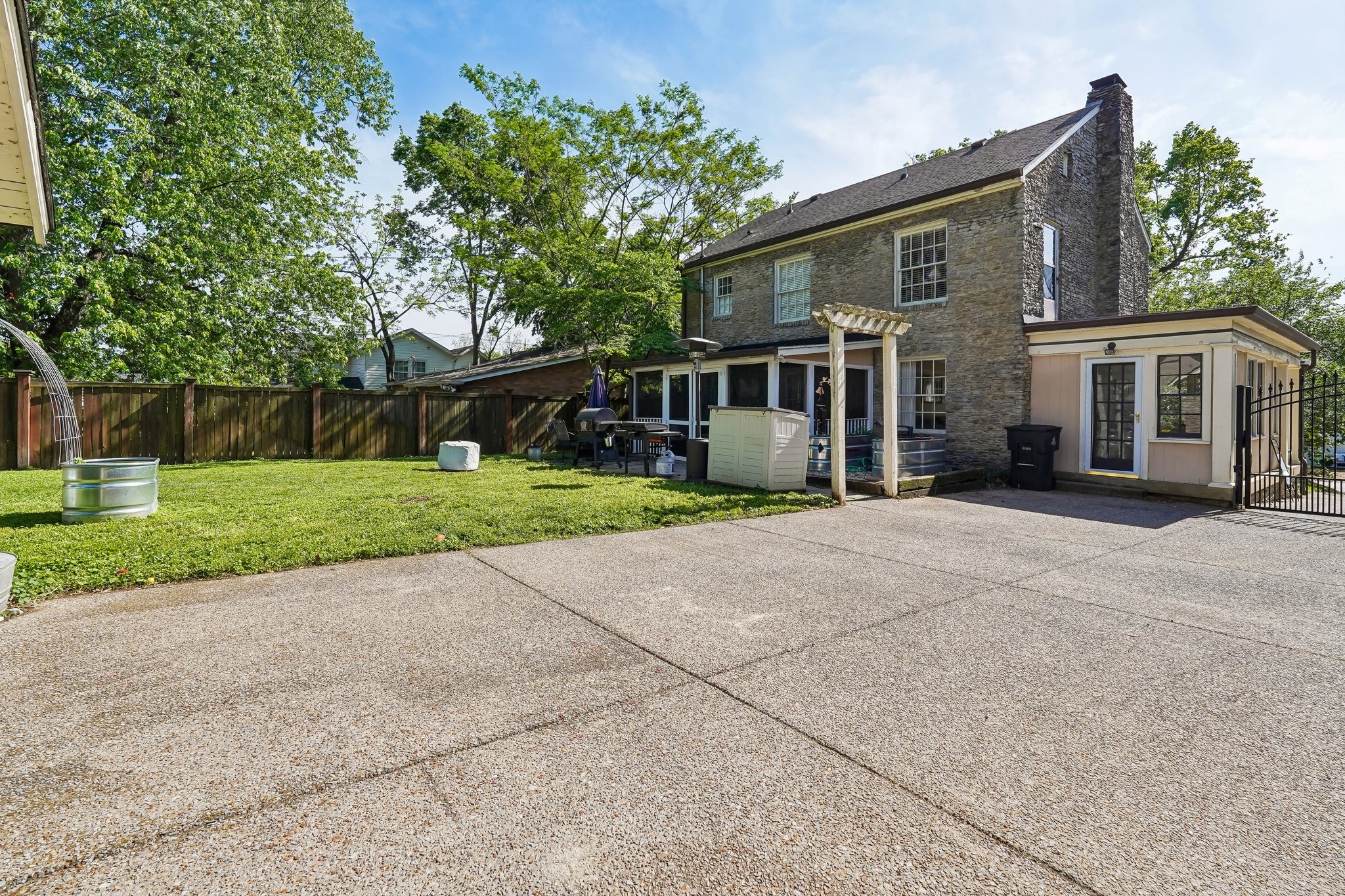 214 Cherokee Road Nashville, TN 37205 - Photo 32 of 35 Gallery Image 32