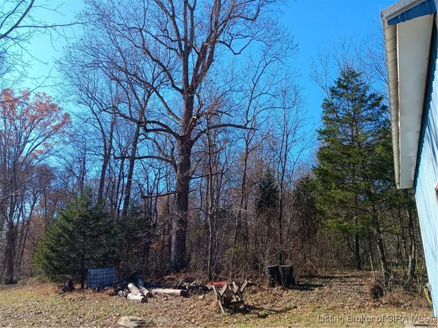 $325,000 | 4616 East Farabee Road, Salem, IN 47167