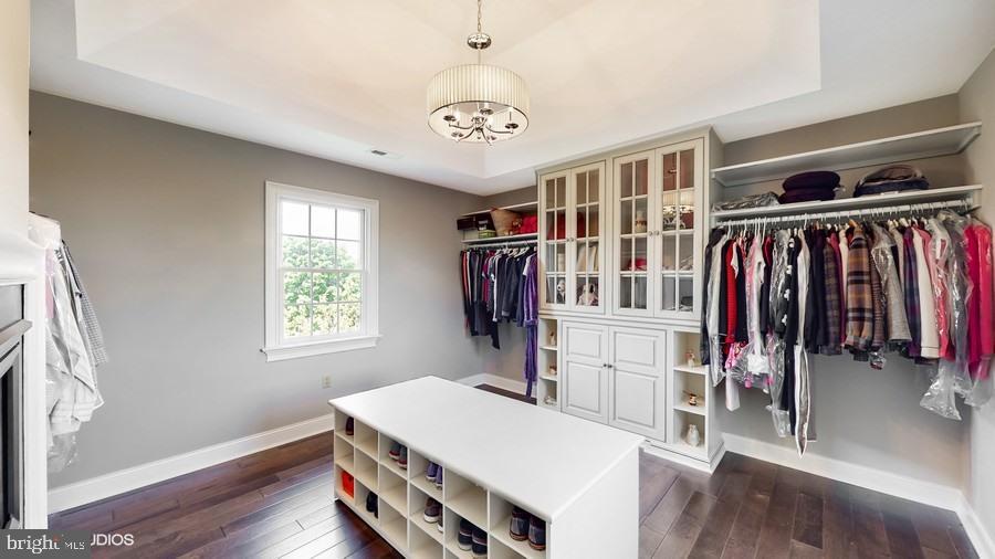 2569 Cold Spring Road Lansdale, PA 19446 - Photo 22 of 77 Primary Closet