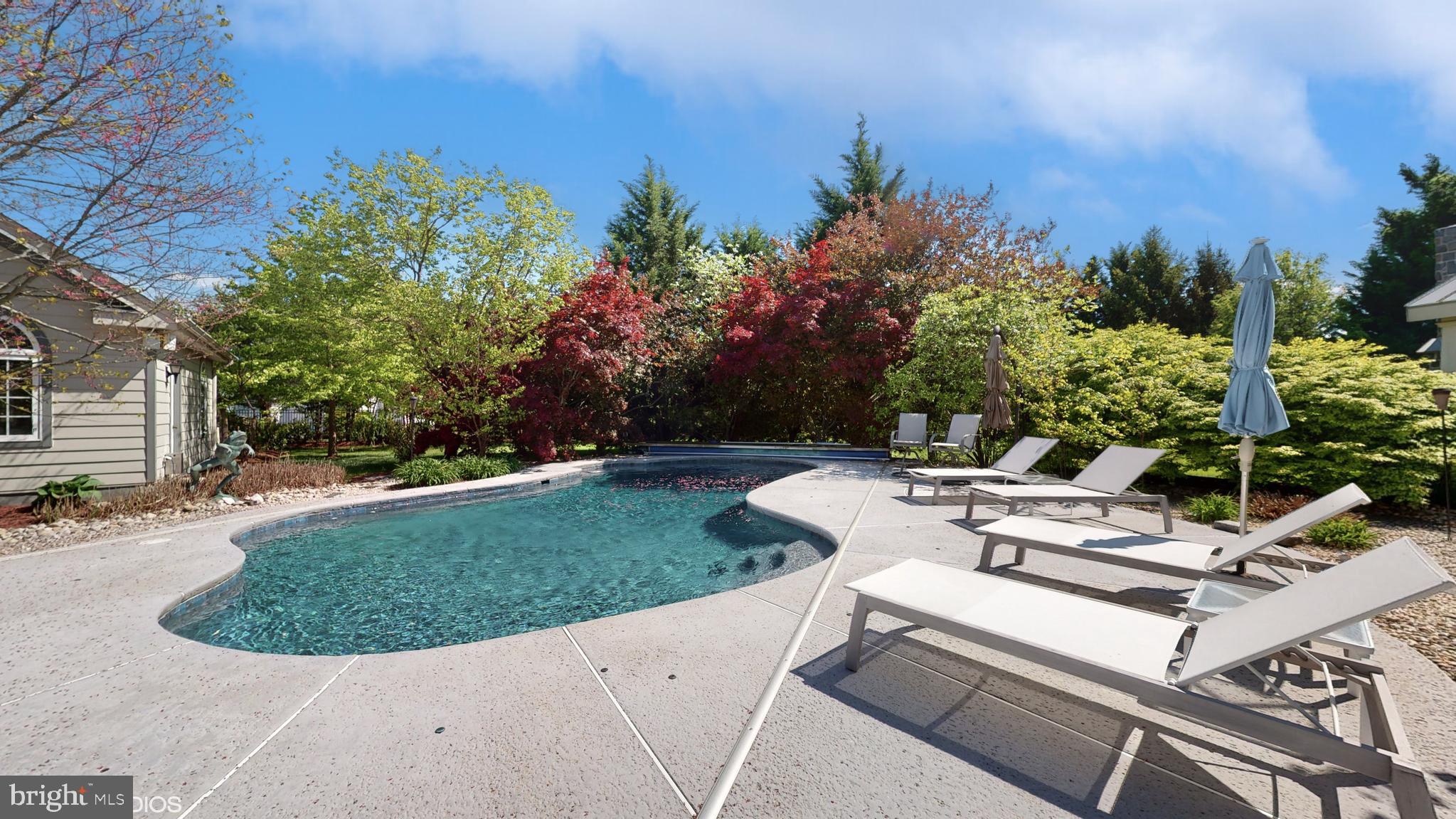 2569 Cold Spring Road Lansdale, PA 19446 - Photo 46 of 77 40,000 Gallon Pool