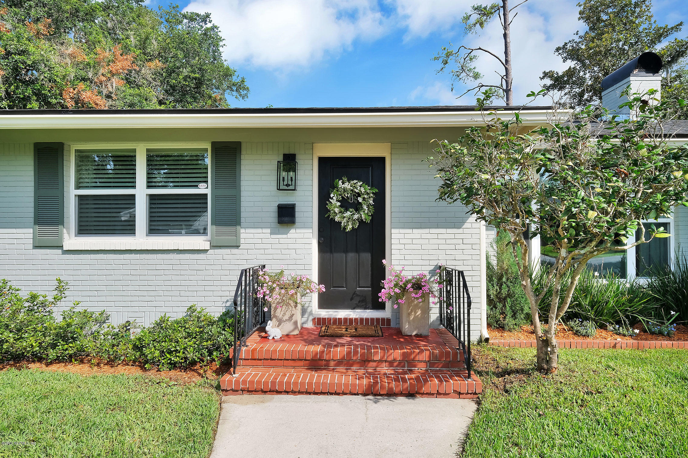 1475 Flanders Road Jacksonville, FL 32207 - Photo 5 of 28 02 Entry