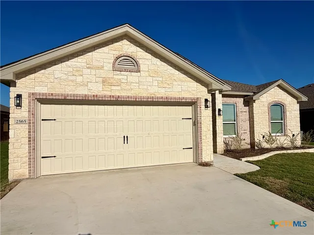 $329,900 | 2565 Cedar Glen Drive, Belton, TX 76513