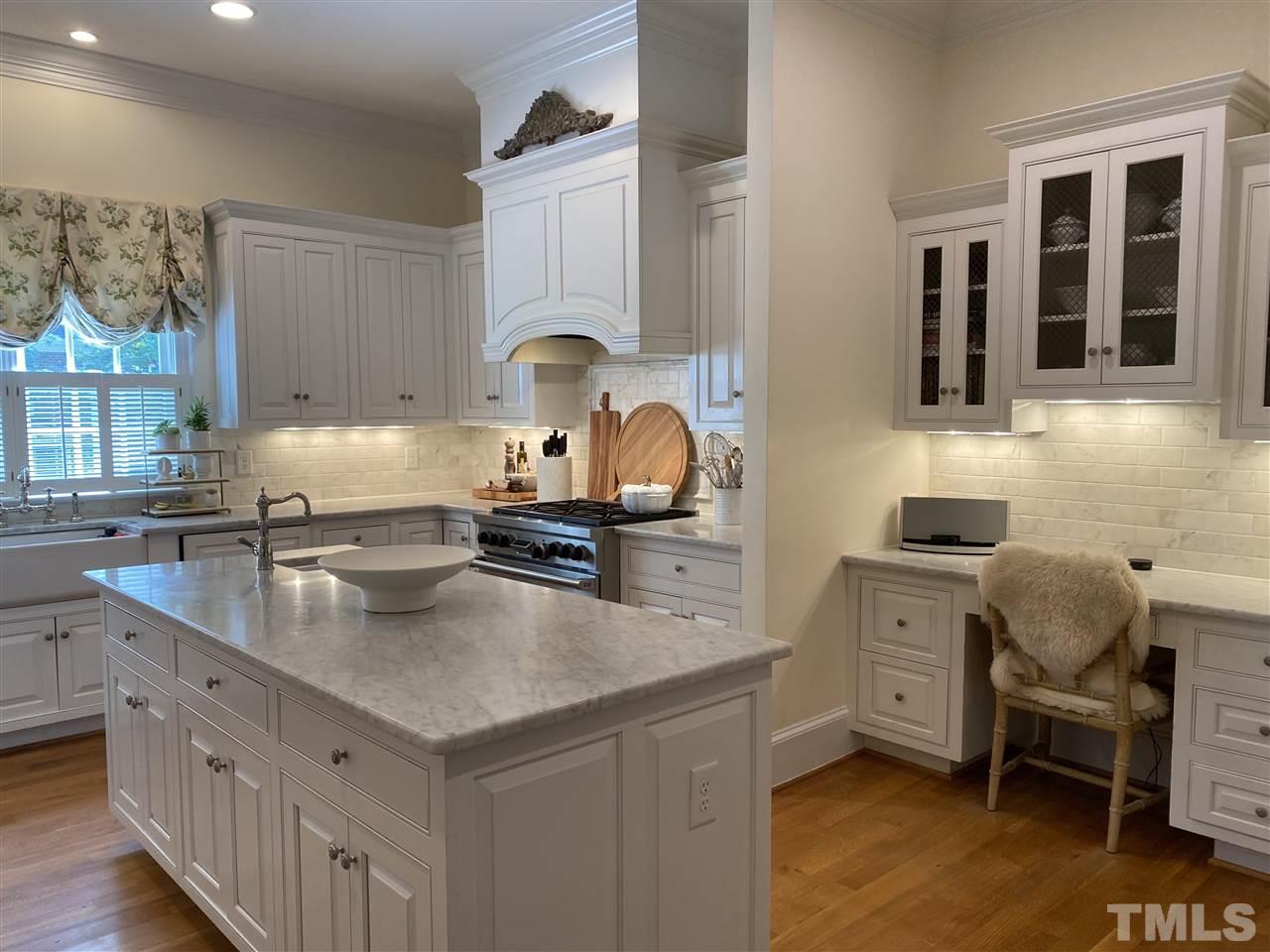 3300 Darien Drive Raleigh, NC 27607 - Photo 4 of 25
