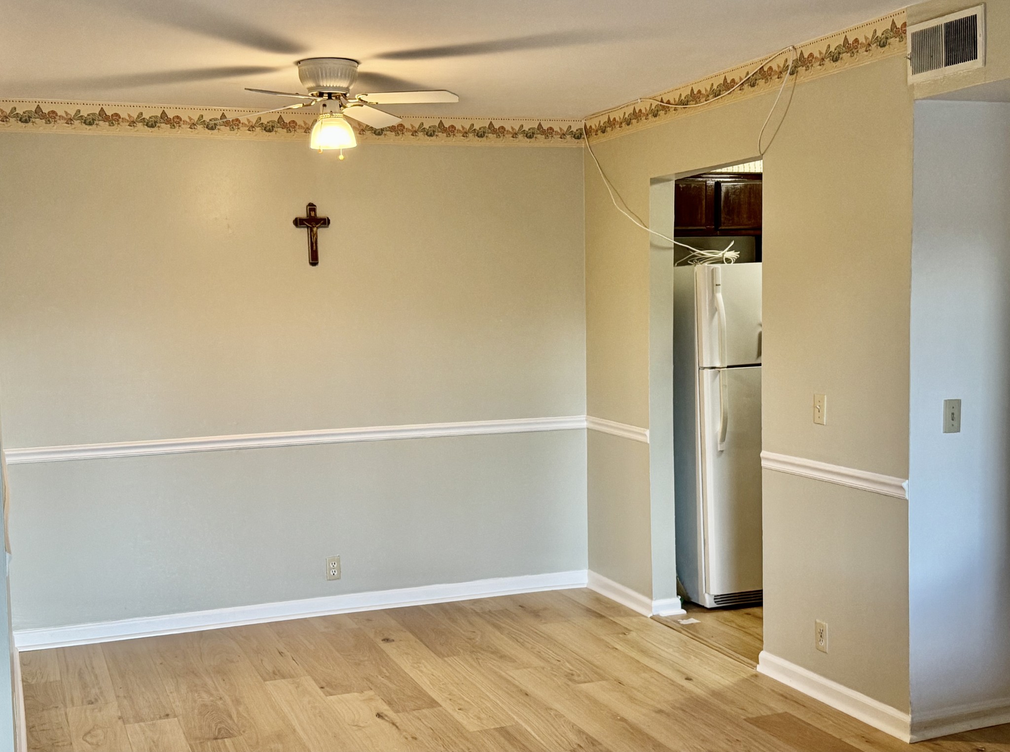 601 Boyd Mill Avenue, Unit M3 Franklin, TN 37064 - Photo 5 of 19 a view of a small space