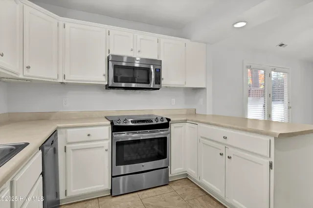 $600,000 | 1210 Bayside Circle West, Wilmington, NC 28405