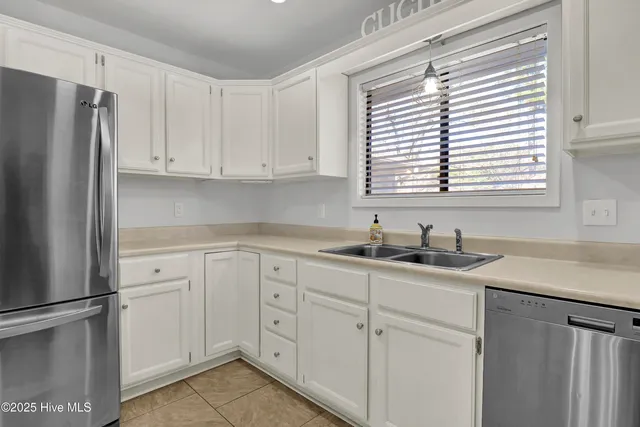 $600,000 | 1210 Bayside Circle West, Wilmington, NC 28405