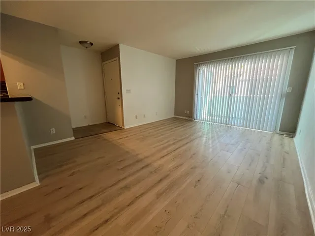 $1,075 | 1455 East Katie Avenue, Unit C28, Las Vegas, NV 89119