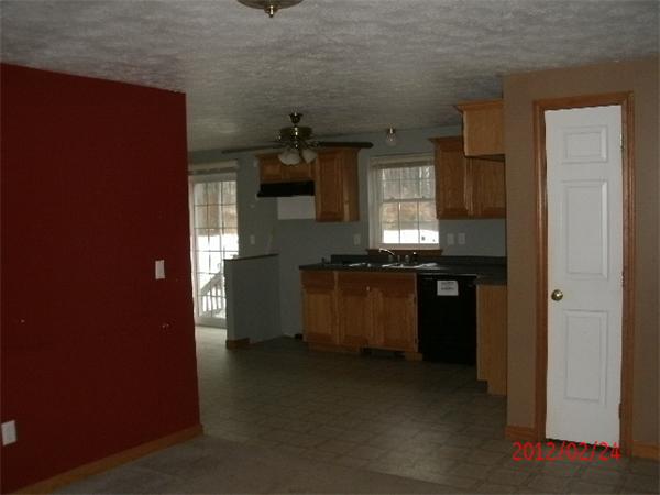 9 Woods Road Royalston, MA 01368 - Photo 4 of 12 Gallery Image 4