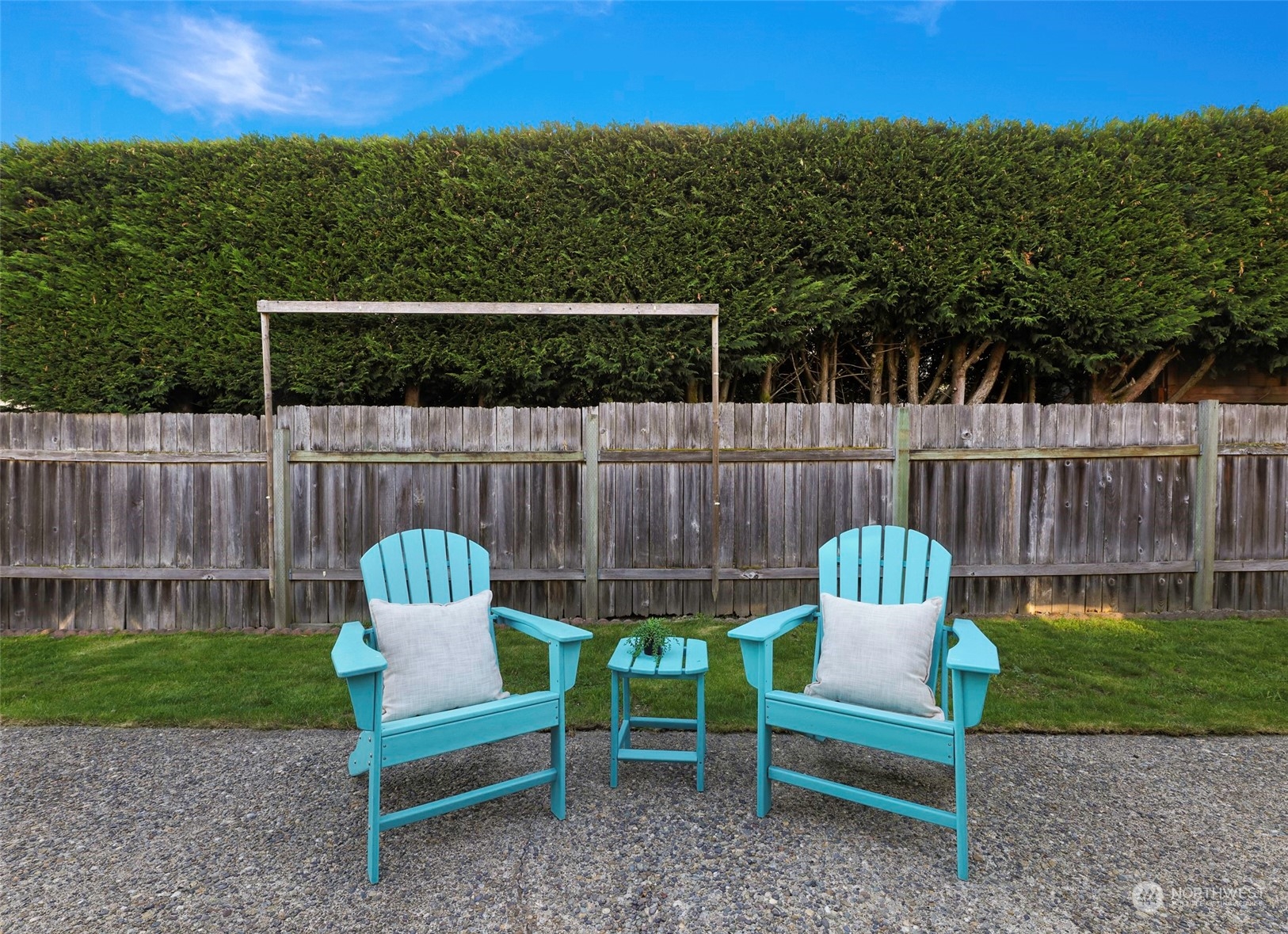 18216 22nd Drive Southeast Bothell, WA 98012 - Photo 37 of 40 a garden view with a seating space