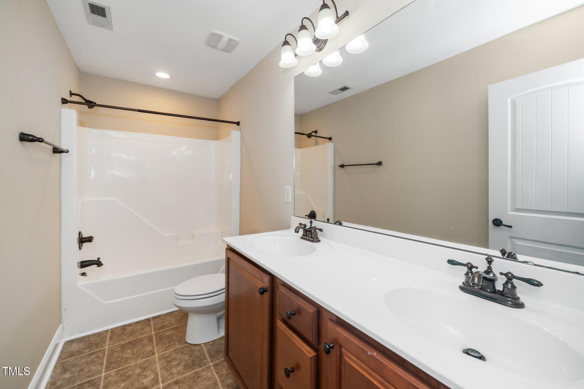 11612 Leesville Road Raleigh, NC 27613 - Photo 24 of 32 24-Bh Rm 3