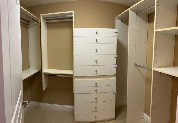 $349,900 | 4940 Foster Street, Unit 308, Skokie, IL 60077