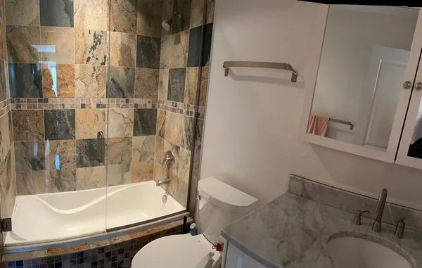 $349,900 | 4940 Foster Street, Unit 308, Skokie, IL 60077