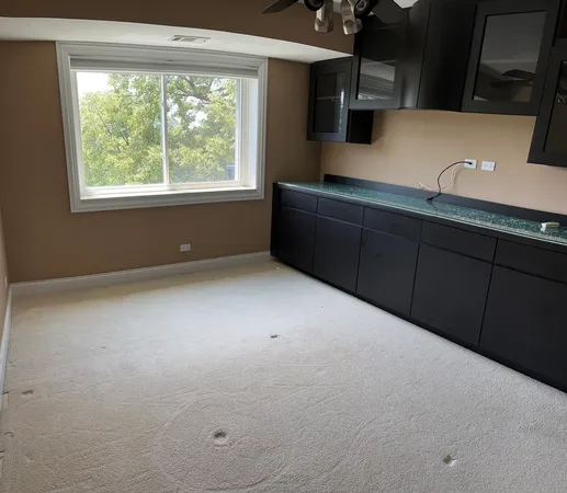 $349,900 | 4940 Foster Street, Unit 308, Skokie, IL 60077