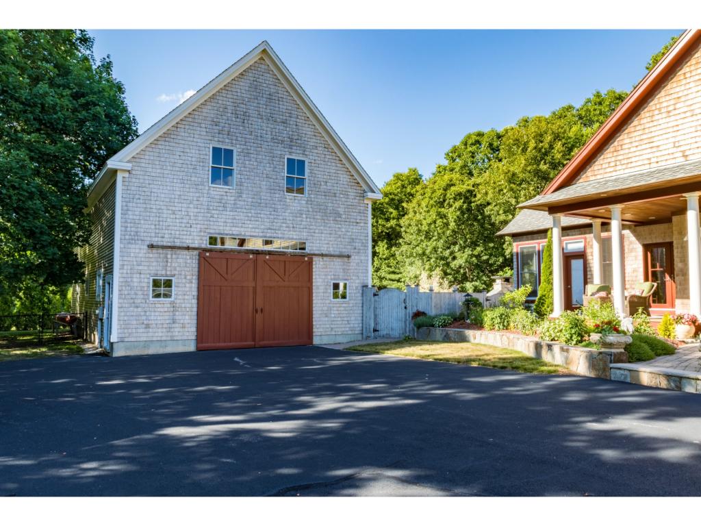 28 Mill Road North Hampton, NH 03862 - Photo 4 of 27