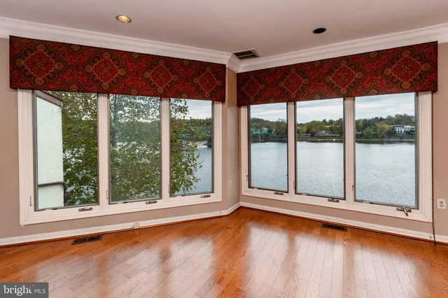 $1,170,000 | 27 Lambert Lane, Lambertville, NJ 08530