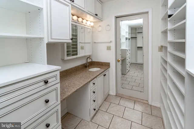 $1,170,000 | 27 Lambert Lane, Lambertville, NJ 08530