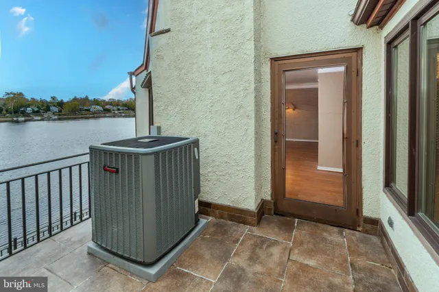 $1,170,000 | 27 Lambert Lane, Lambertville, NJ 08530