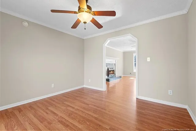 $285,000 | 610 West 6th Avenue, Raeford, NC 28376