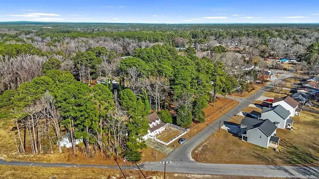 $285,000 | 610 West 6th Avenue, Raeford, NC 28376