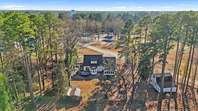 $285,000 | 610 West 6th Avenue, Raeford, NC 28376