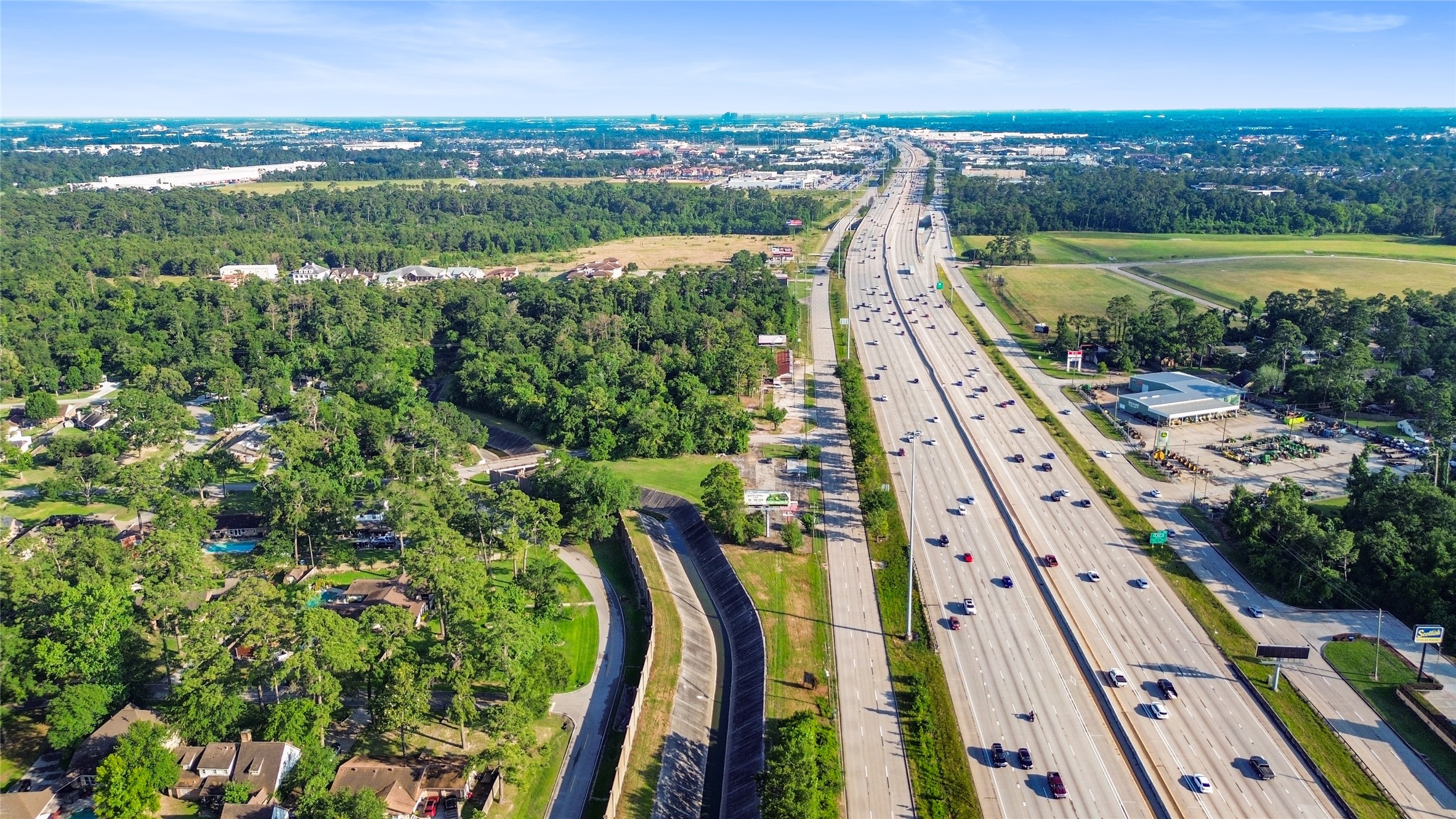 19002 Interstate 45 Spring, TX 77373 - Photo 9 of 10 a view of a city