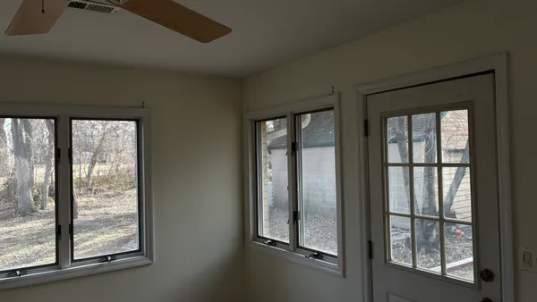 $2,550 | 155 Seymour Avenue, Grayslake, IL 60030