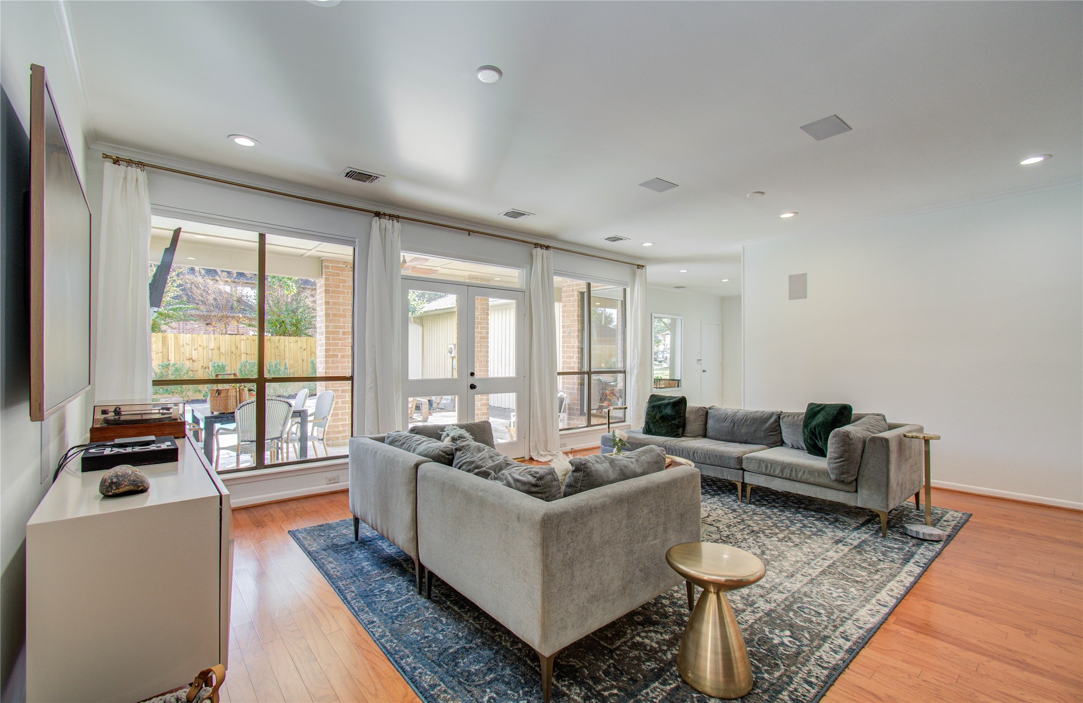 15835 North Barkers Landing Road Houston, TX 77079 - Photo 16 of 39