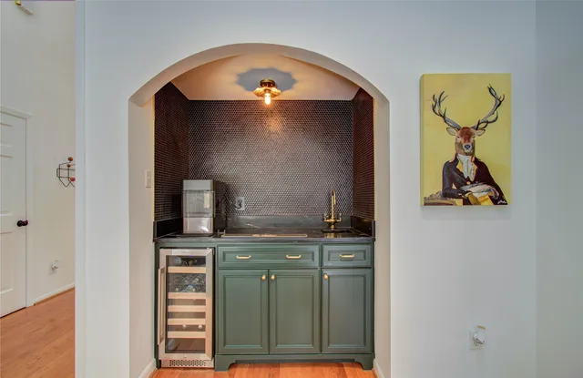 $5,500 | 15835 North Barkers Landing Road, Houston, TX 77079