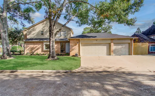 $5,500 | 15835 North Barkers Landing Road, Houston, TX 77079