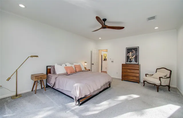 $5,500 | 15835 North Barkers Landing Road, Houston, TX 77079