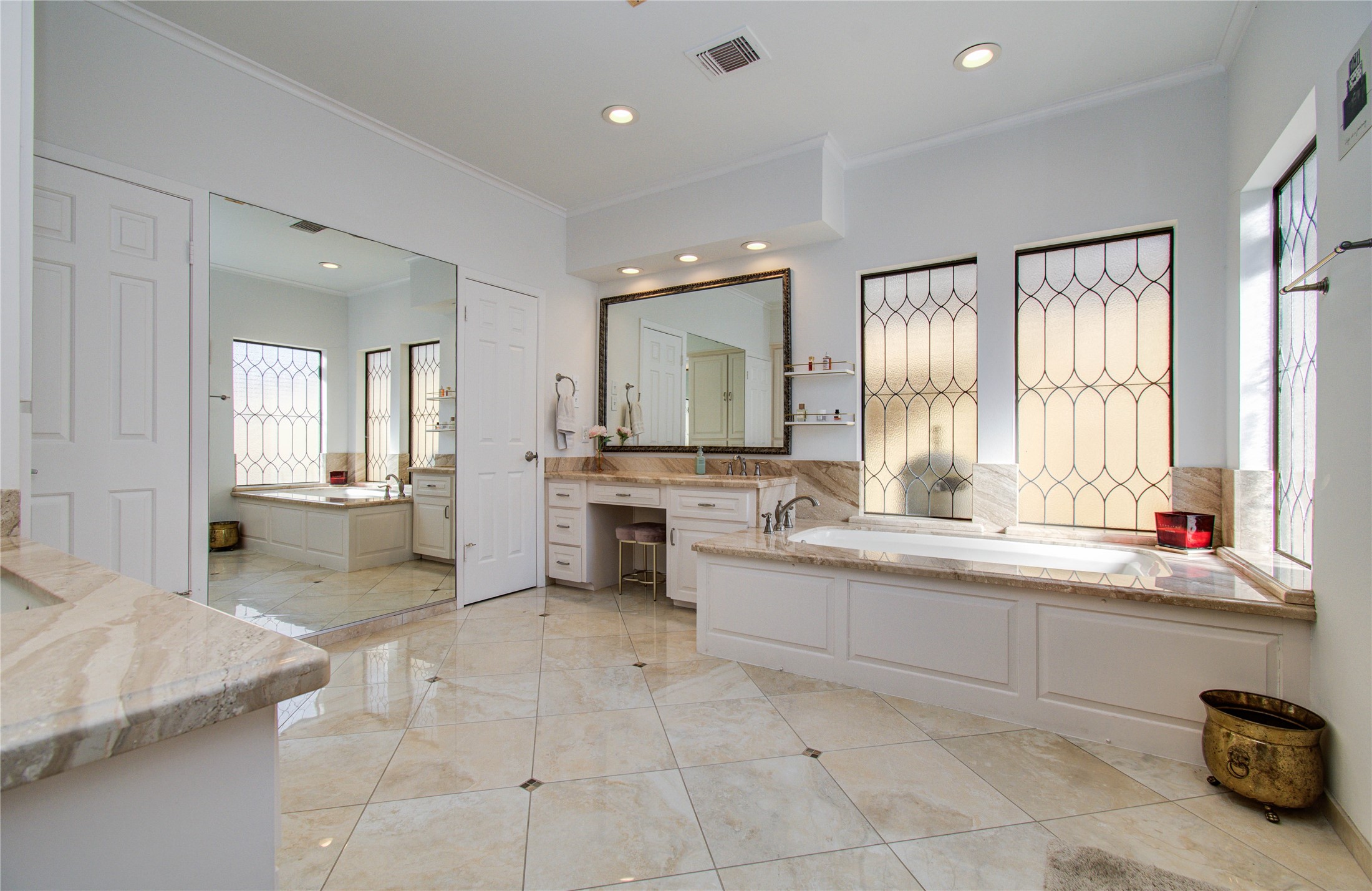 15835 North Barkers Landing Road Houston, TX 77079 - Photo 22 of 39