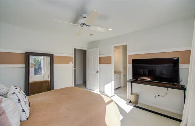 $5,500 | 15835 North Barkers Landing Road, Houston, TX 77079