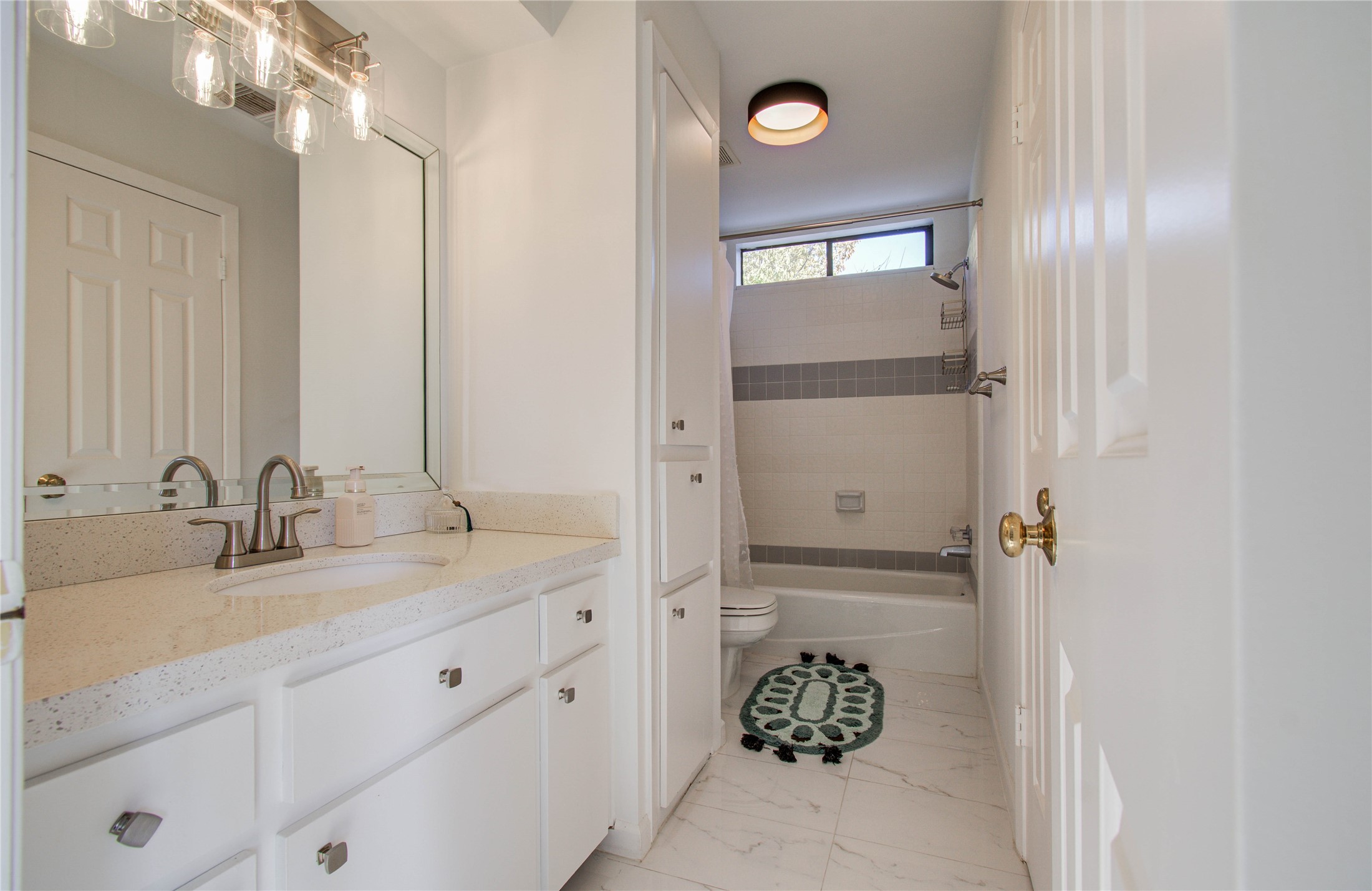 15835 North Barkers Landing Road Houston, TX 77079 - Photo 27 of 39