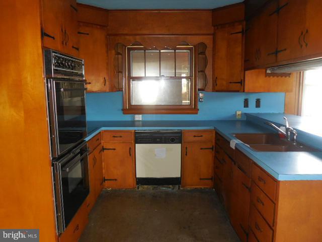 2712 Wesley Church Road Crapo, MD 21626 - Photo 9 of 20 Kitchen