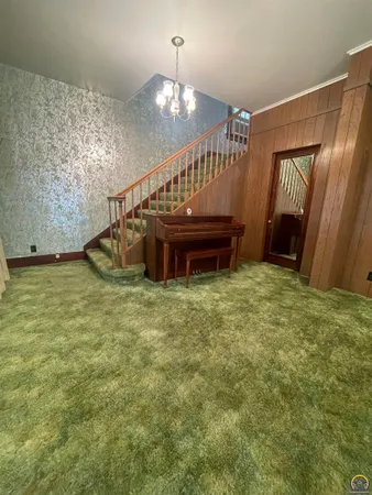 $169,900 | 214 West 5th Street, Lebo, KS 66856