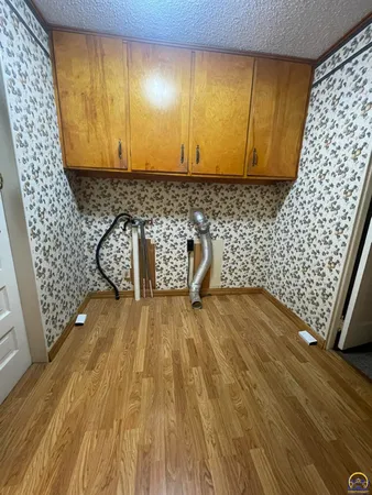 $169,900 | 214 West 5th Street, Lebo, KS 66856