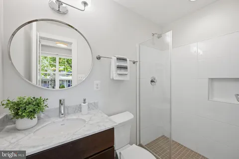 $525,000 | 4226 7th Street Northwest, Unit 204, Washington, DC 20011