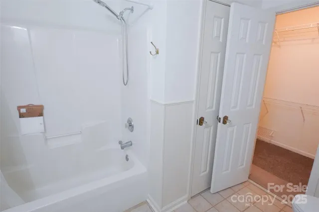 a bathroom with a bathtub
