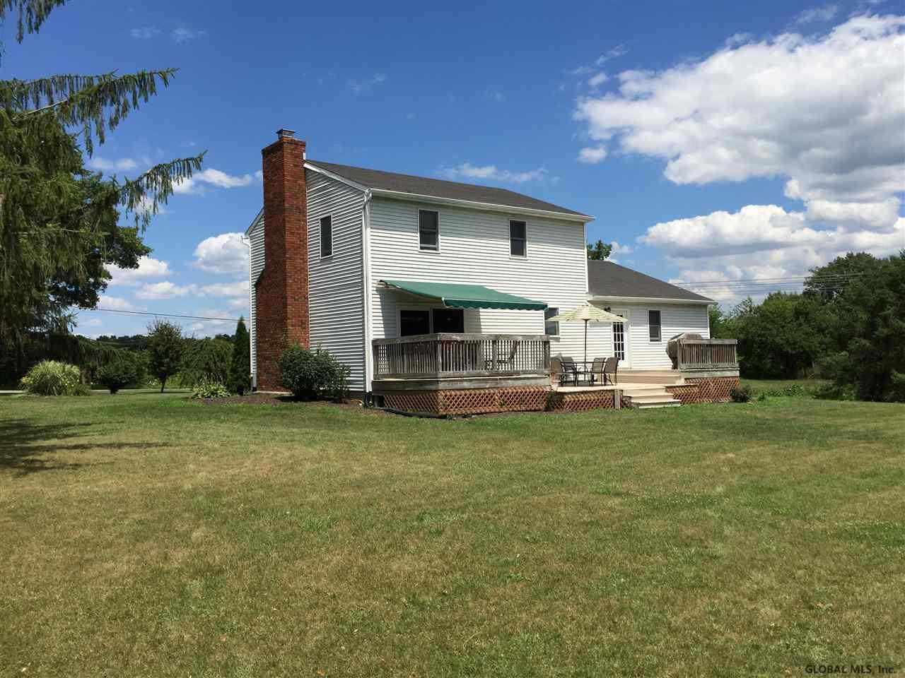 196 Jericho Road Bethlehem, NY 12158 - Photo 2 of 25 Photo 2