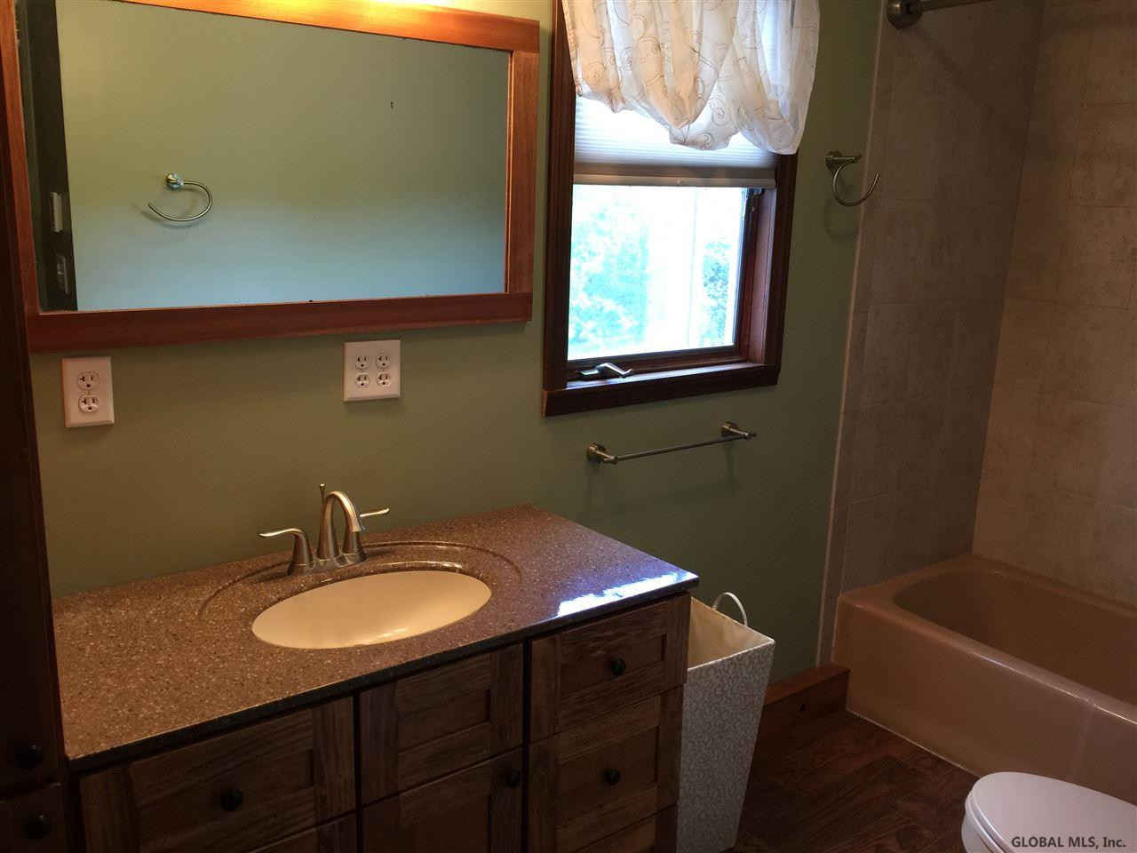 196 Jericho Road Bethlehem, NY 12158 - Photo 10 of 25 Photo 10