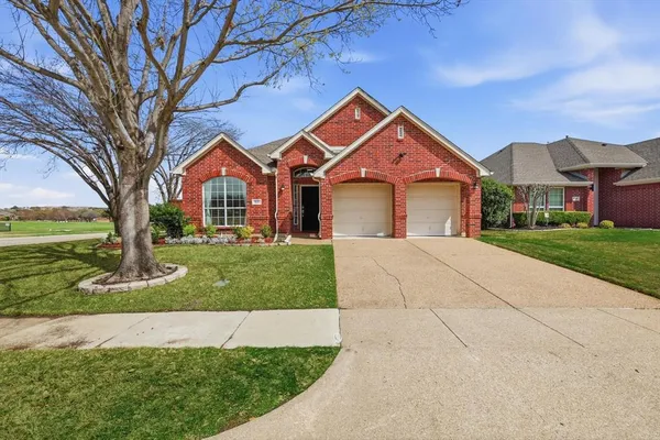 $3,500 | 9436 Ponderosa Trail, Irving, TX 75063