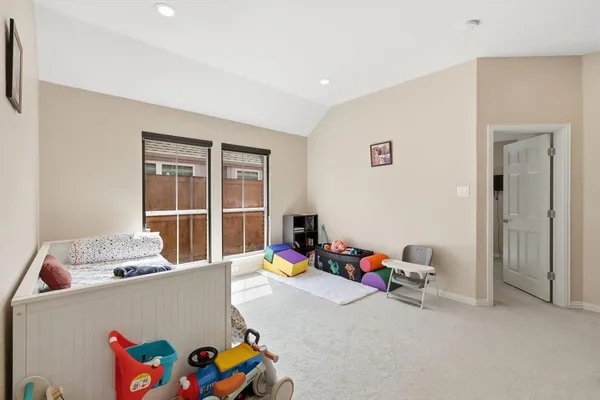 $3,500 | 9436 Ponderosa Trail, Irving, TX 75063