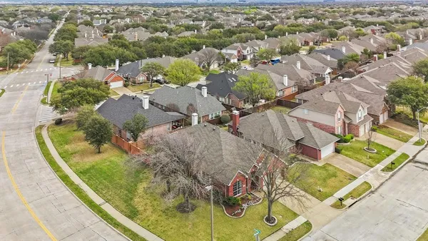$3,500 | 9436 Ponderosa Trail, Irving, TX 75063