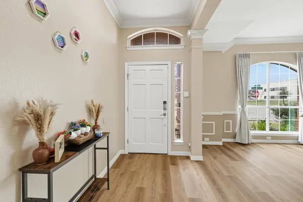 $3,500 | 9436 Ponderosa Trail, Irving, TX 75063